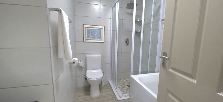 2 Bedroom Property for Sale in Da Nova Western Cape